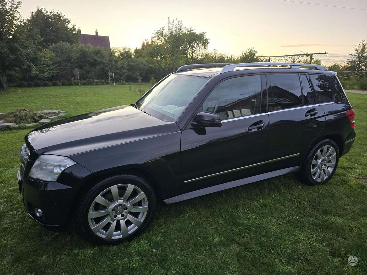 Mercedes-Benz GLK320 - 6