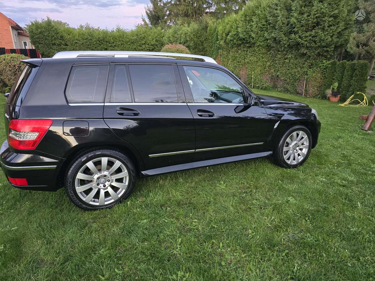 Mercedes-Benz GLK320 - 8