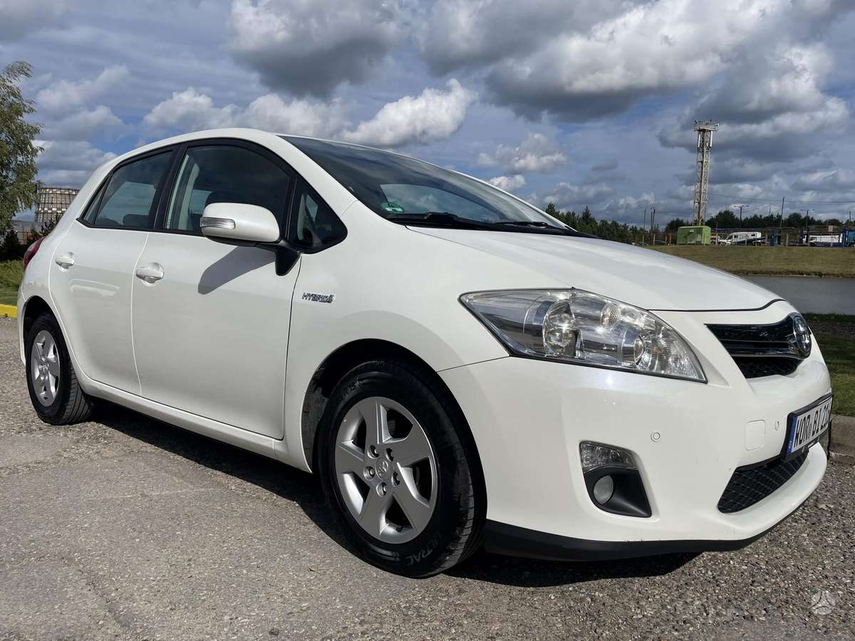 Toyota Auris - 2