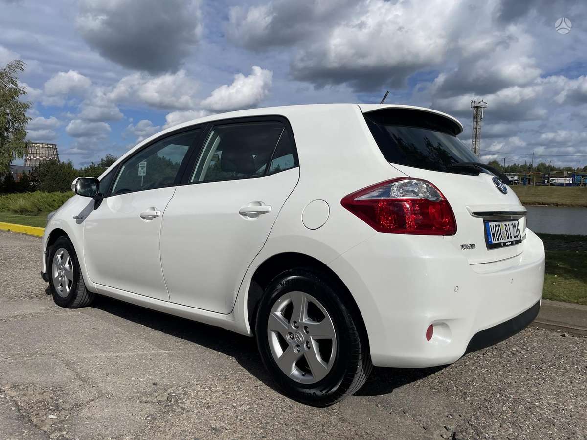 Toyota Auris - 4