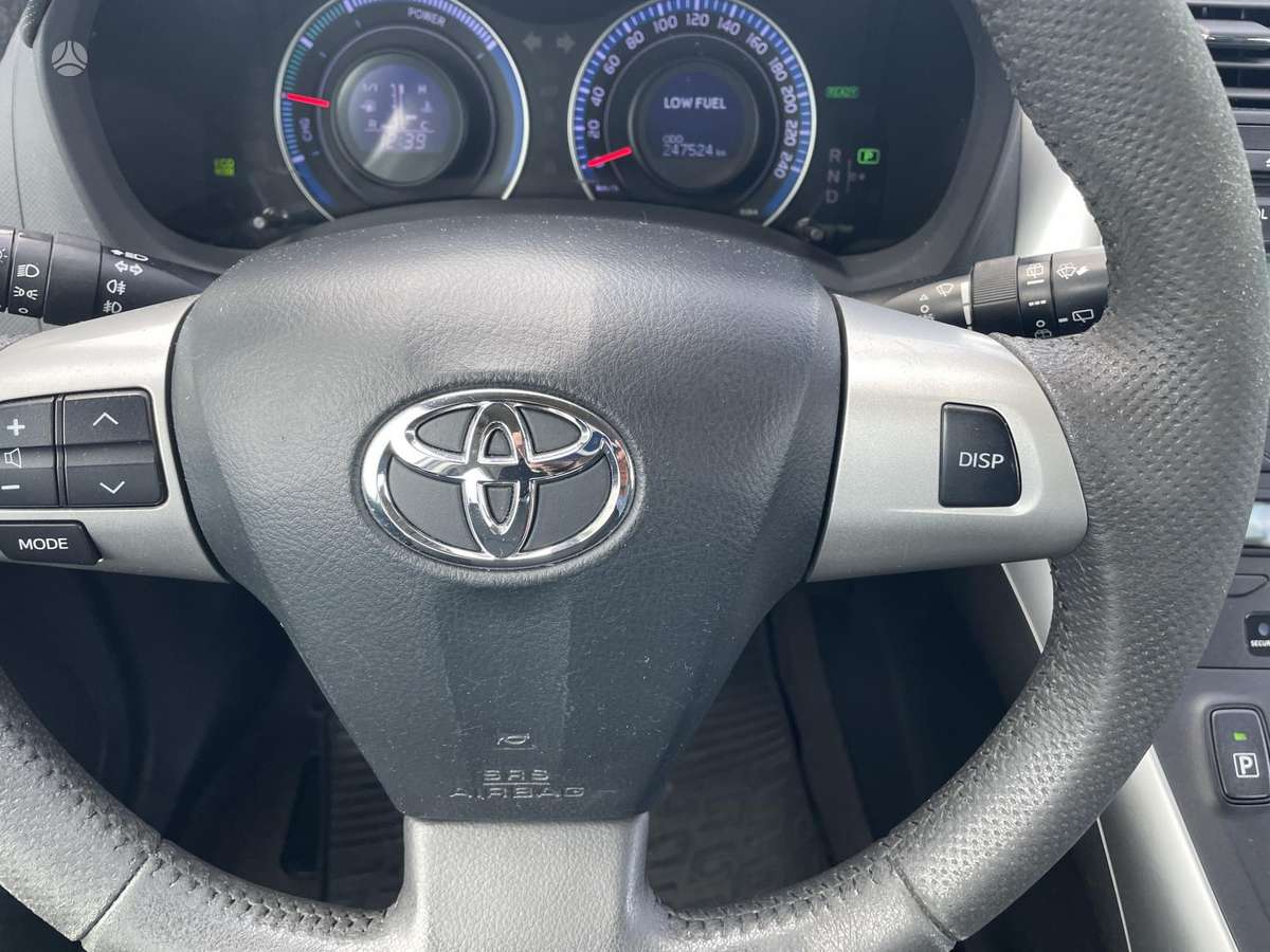 Toyota Auris - 11
