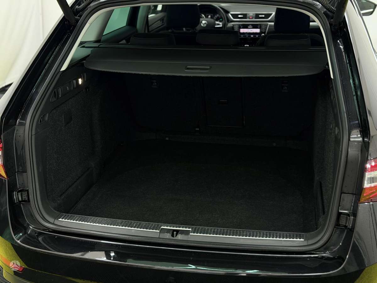 Skoda Superb, 1.6 l., Универсал