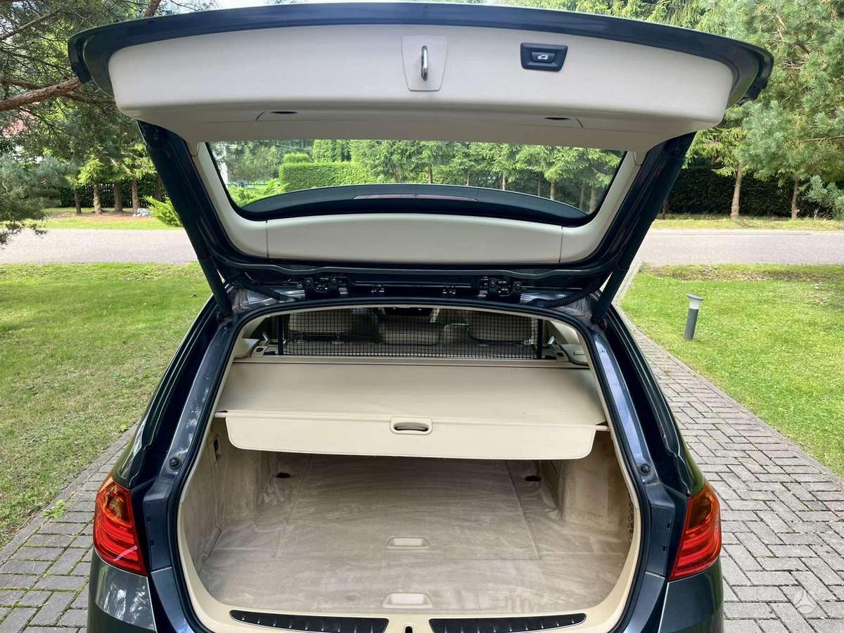 BMW 320, 2.0 l., wagon