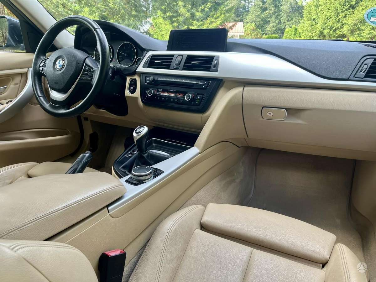 BMW 320, 2.0 l., wagon