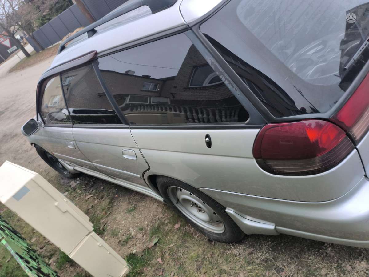 Subaru Legacy - 4