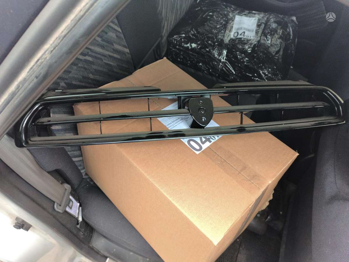Subaru Legacy - 12