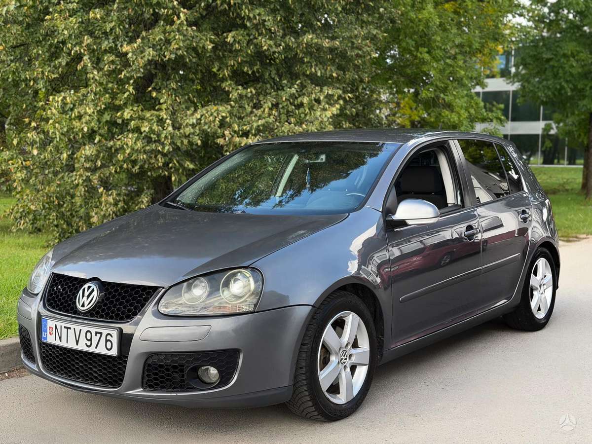 Volkswagen Golf - 2
