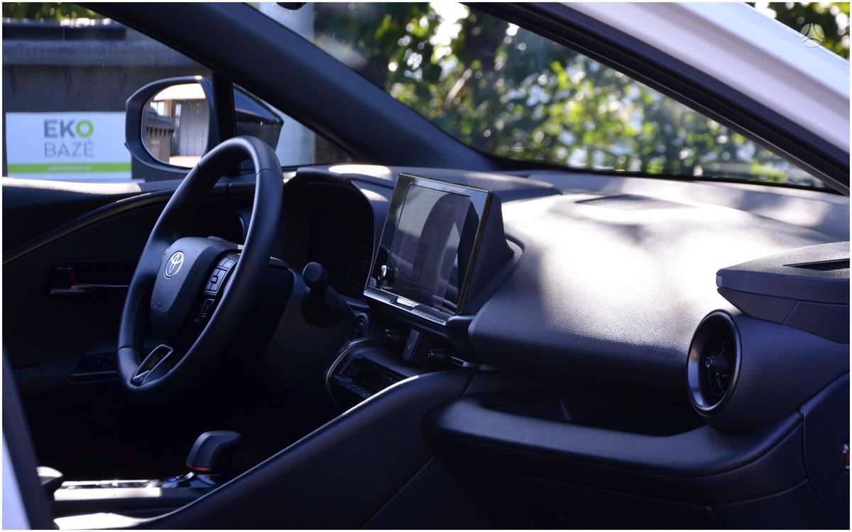 Toyota C-HR - 9