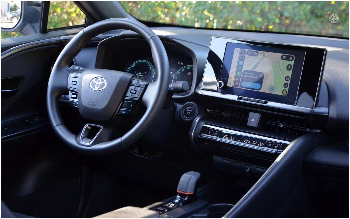 Toyota C-HR - 4
