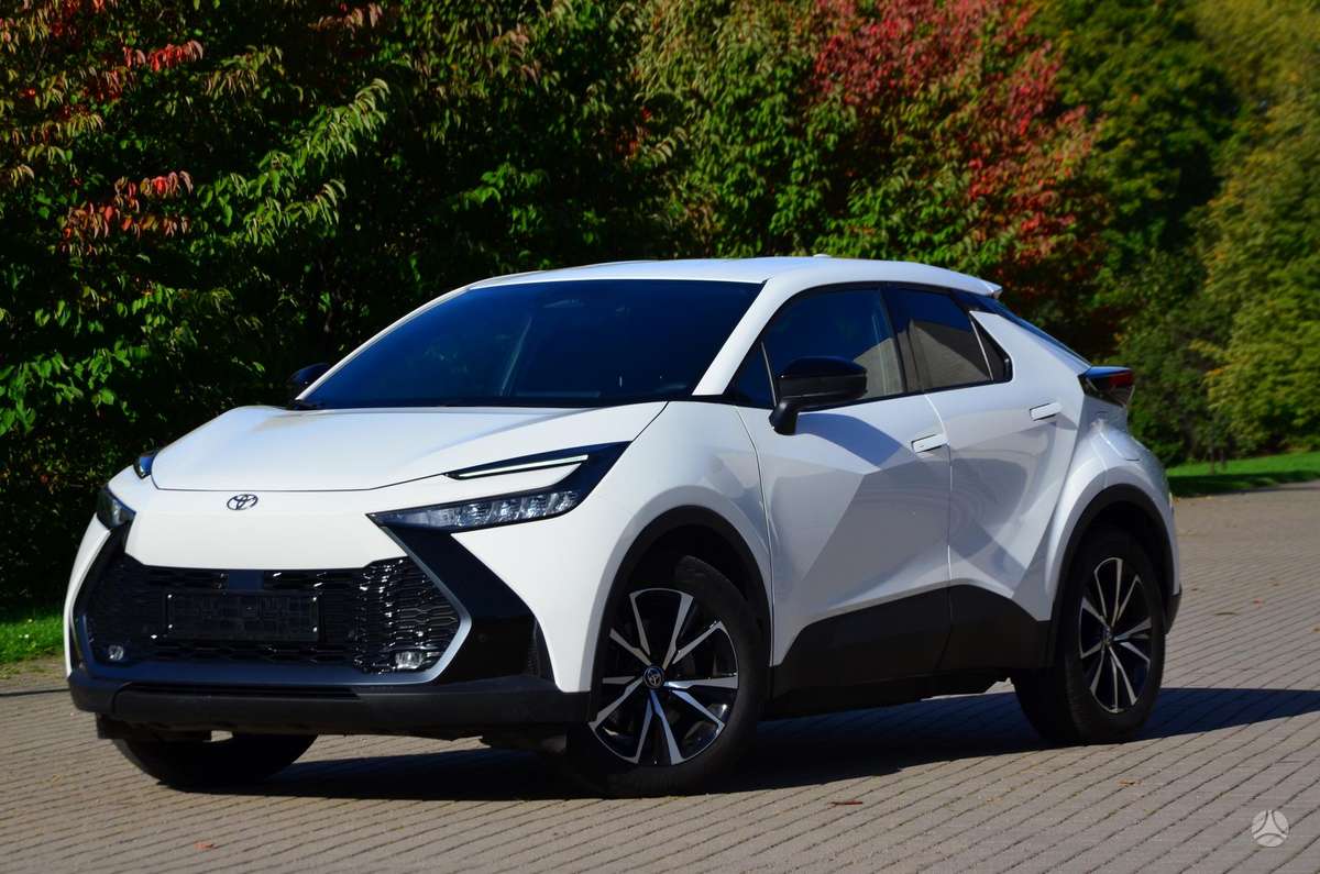 Toyota C-HR - 12