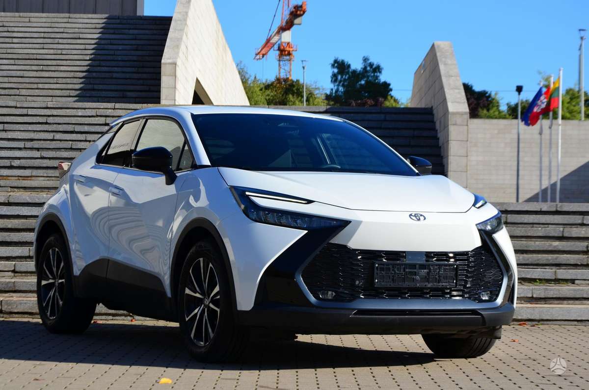 Toyota C-HR - 10