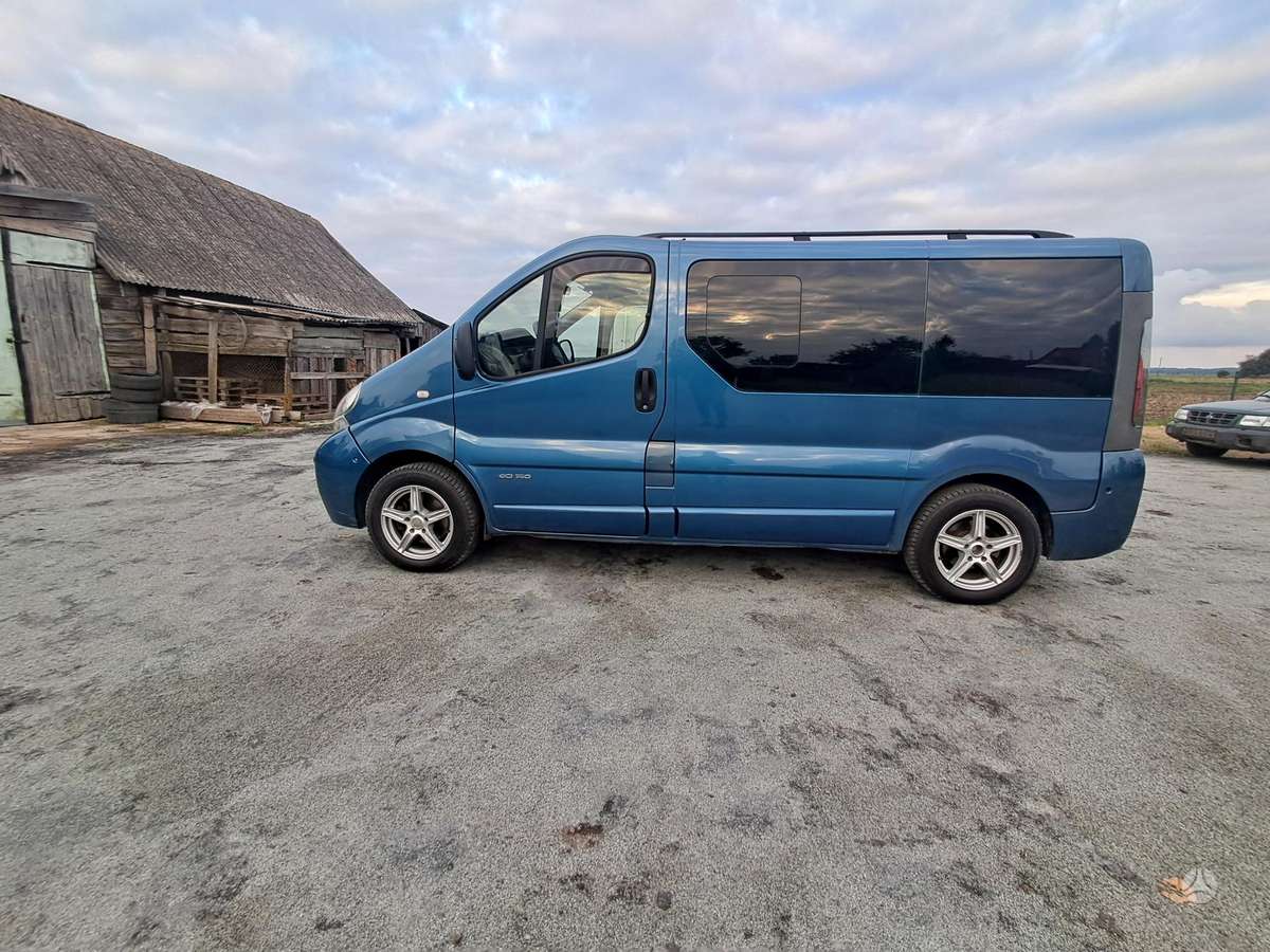 Renault Trafic, 2.5 l., passenger minibus