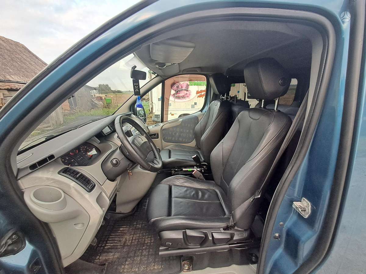 Renault Trafic, 2.5 l., passenger minibus