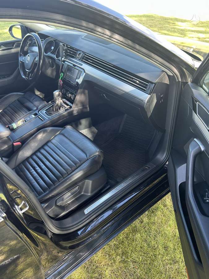 Volkswagen Passat - 8