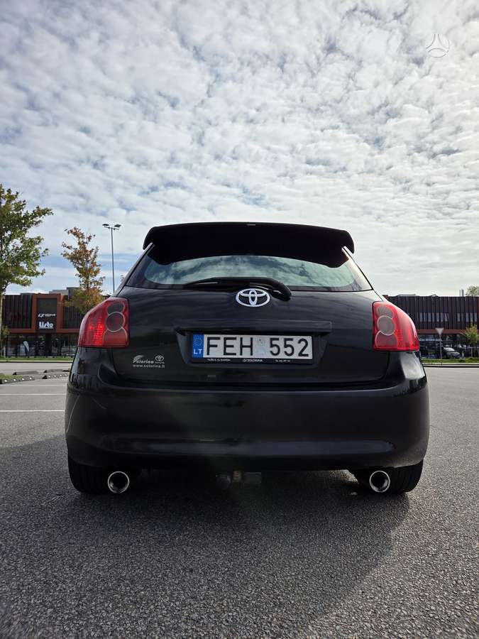 Toyota Auris - 5