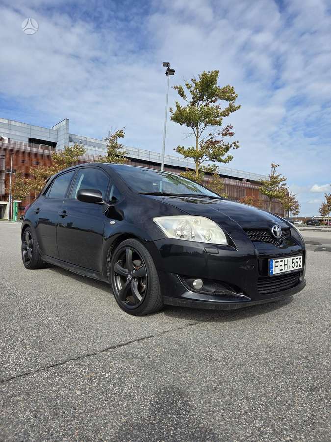 Toyota Auris - 4