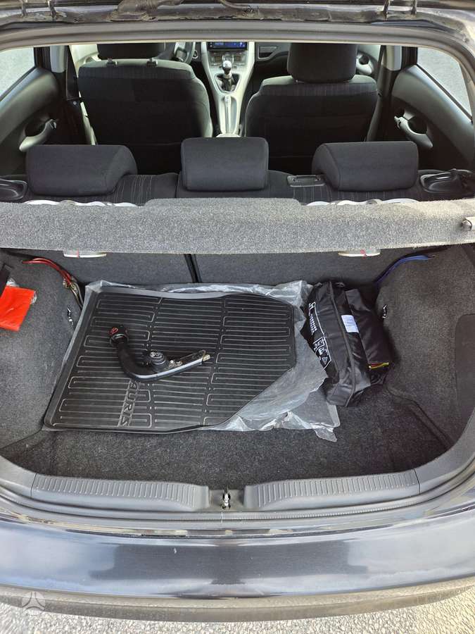 Toyota Auris - 10