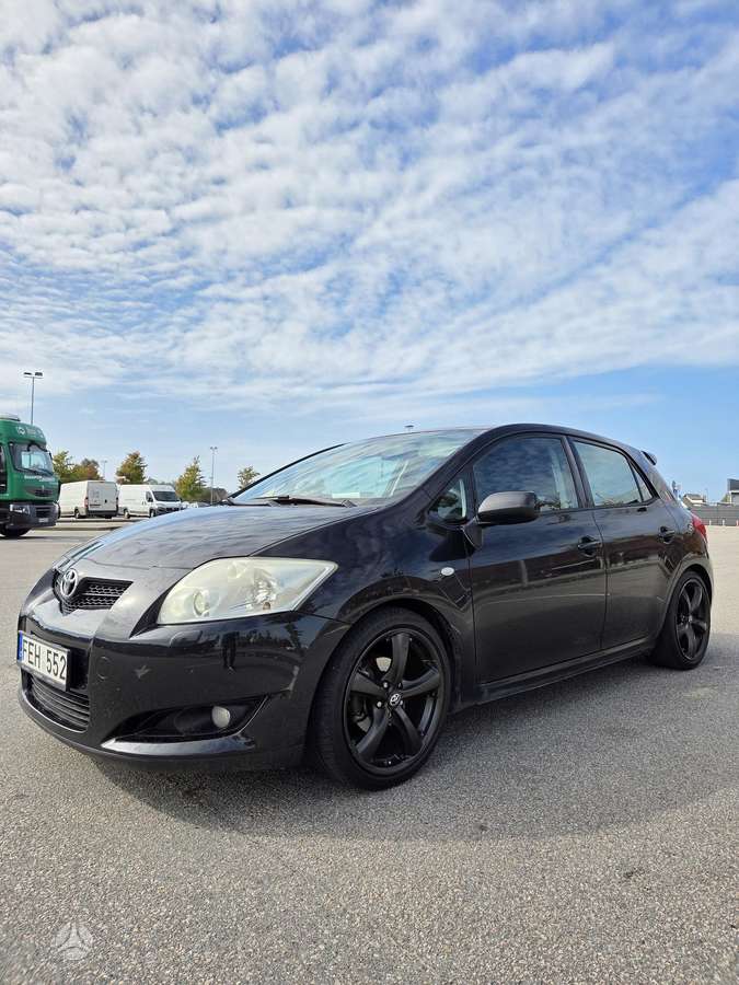 Toyota Auris - 2