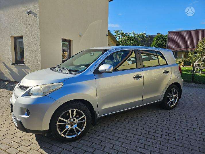 Toyota Urban Cruiser - 3
