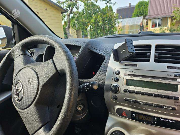 Toyota Urban Cruiser - 9