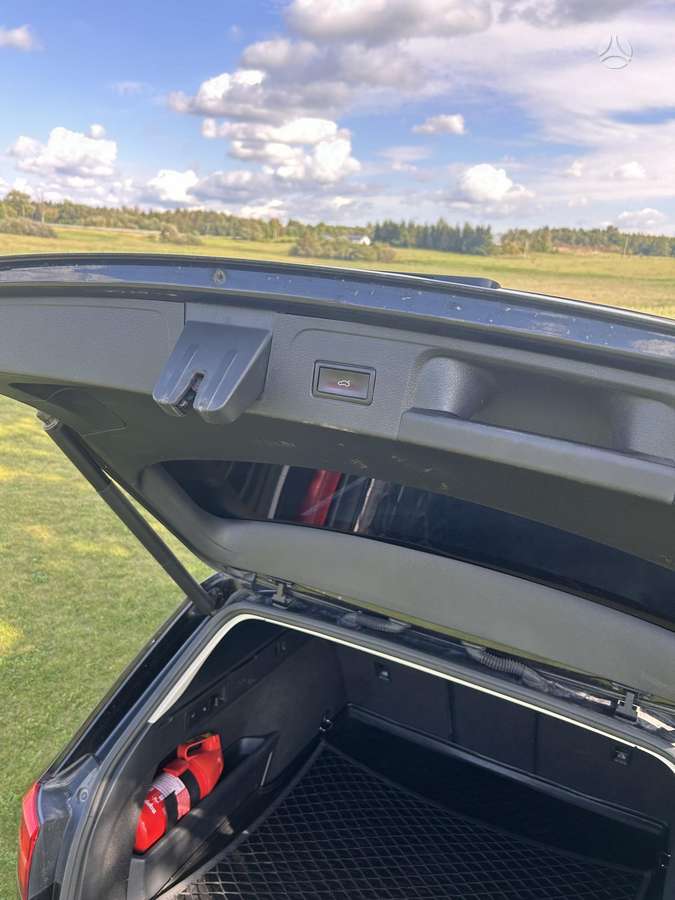 Volkswagen Passat, 2.0 l., Универсал