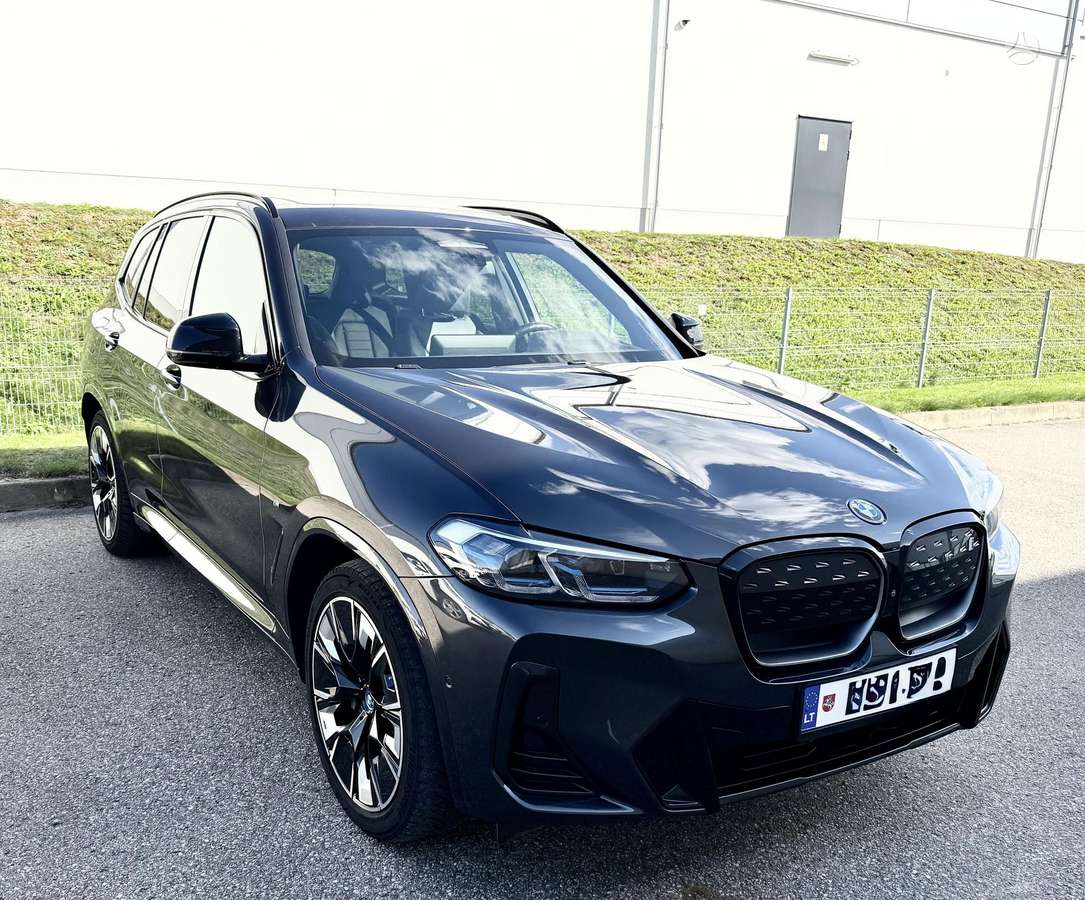 BMW iX3 - 3