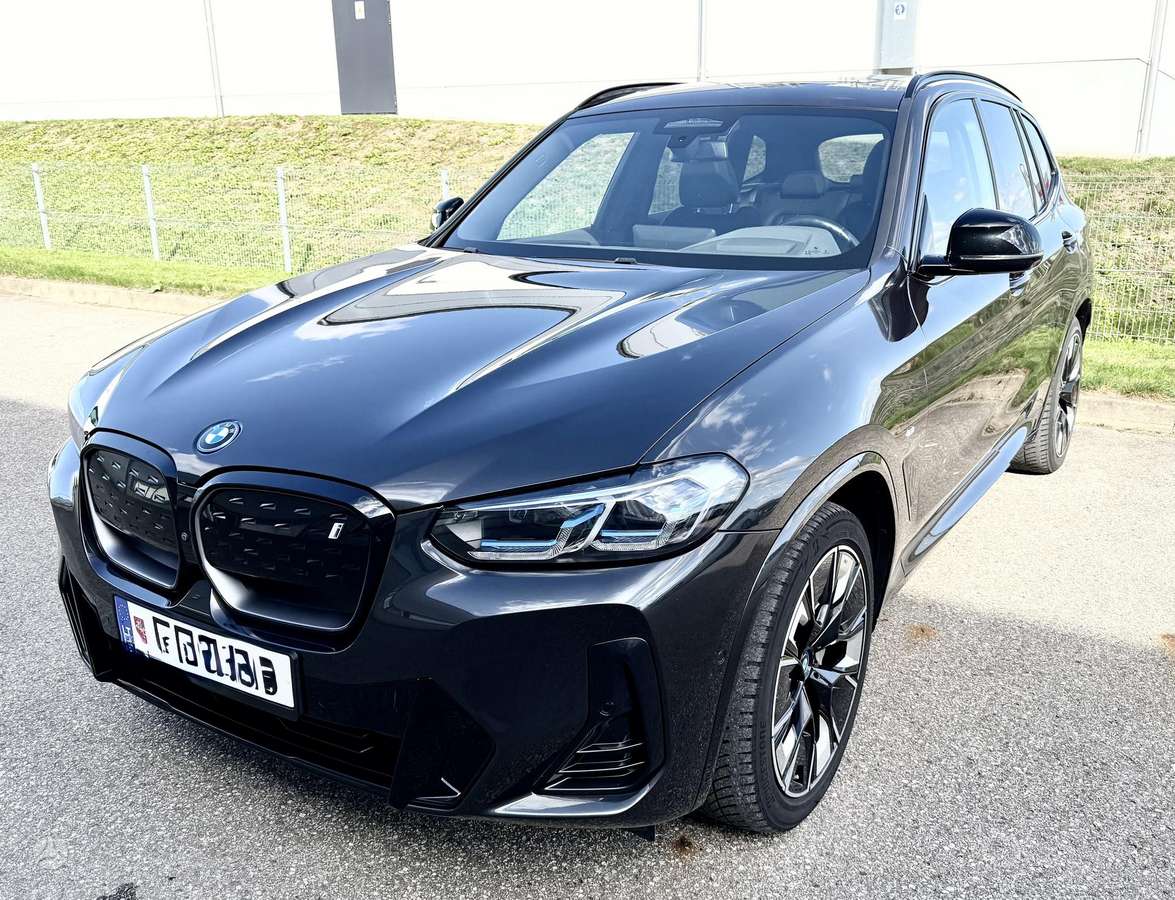 BMW iX3 - 2
