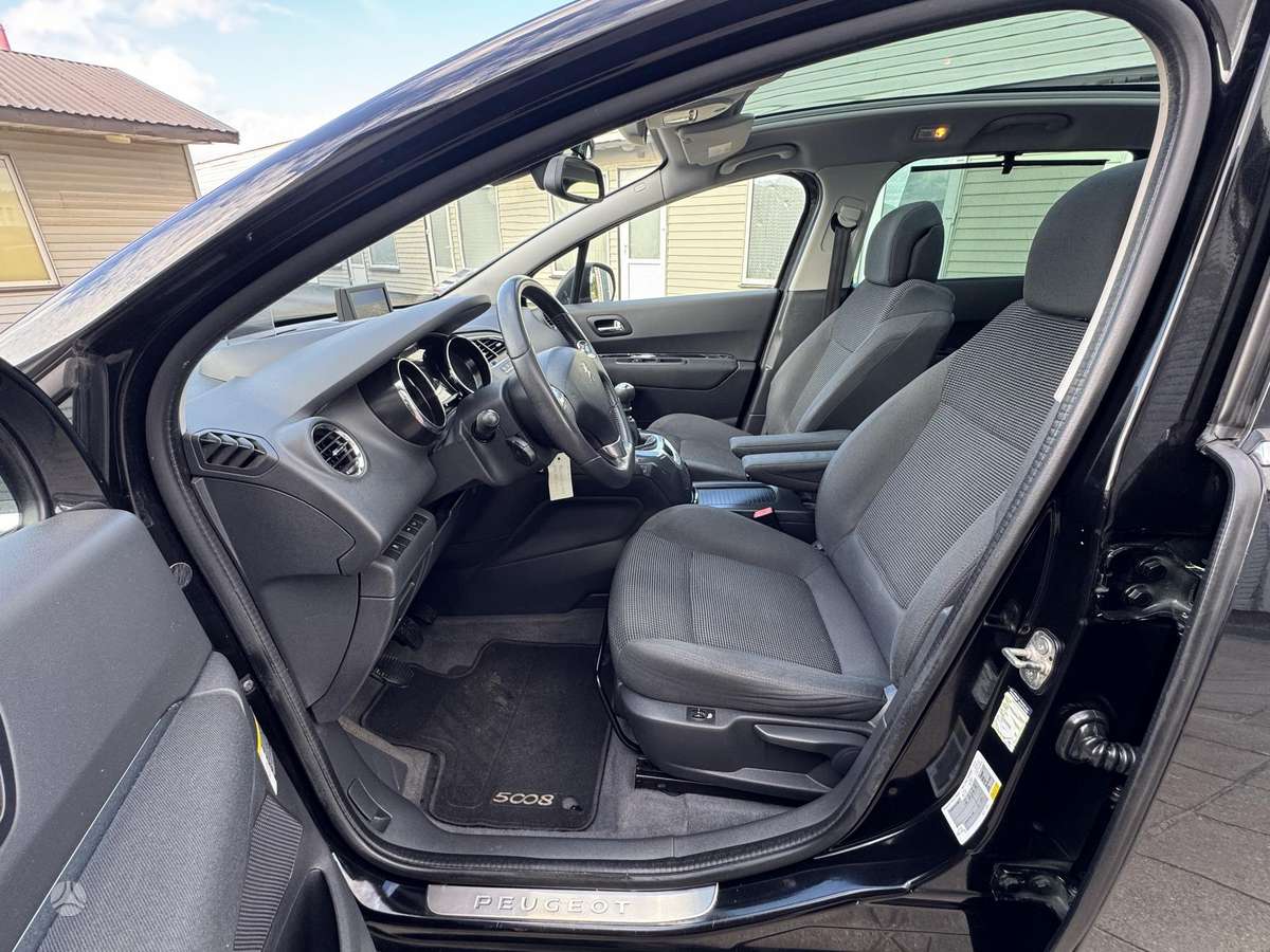 Peugeot 5008 - 9