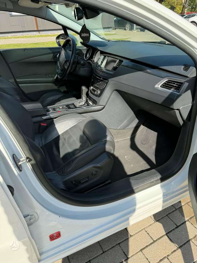 Peugeot 508 - 8