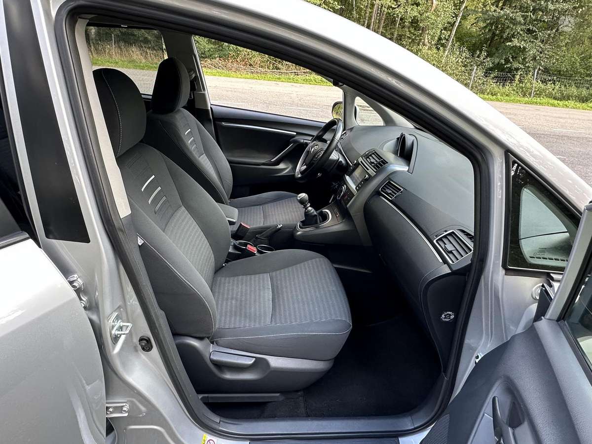 Toyota Verso - 8
