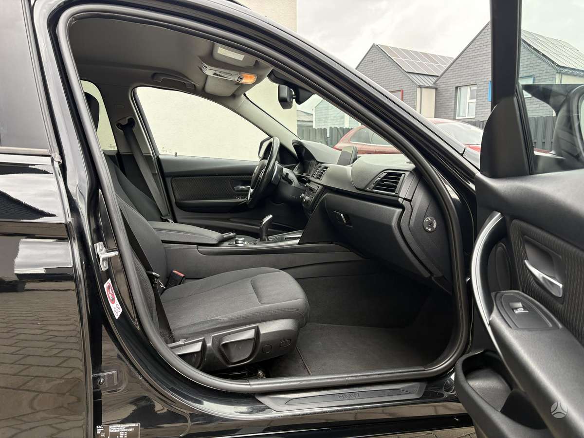 BMW 320, 2.0 l., wagon