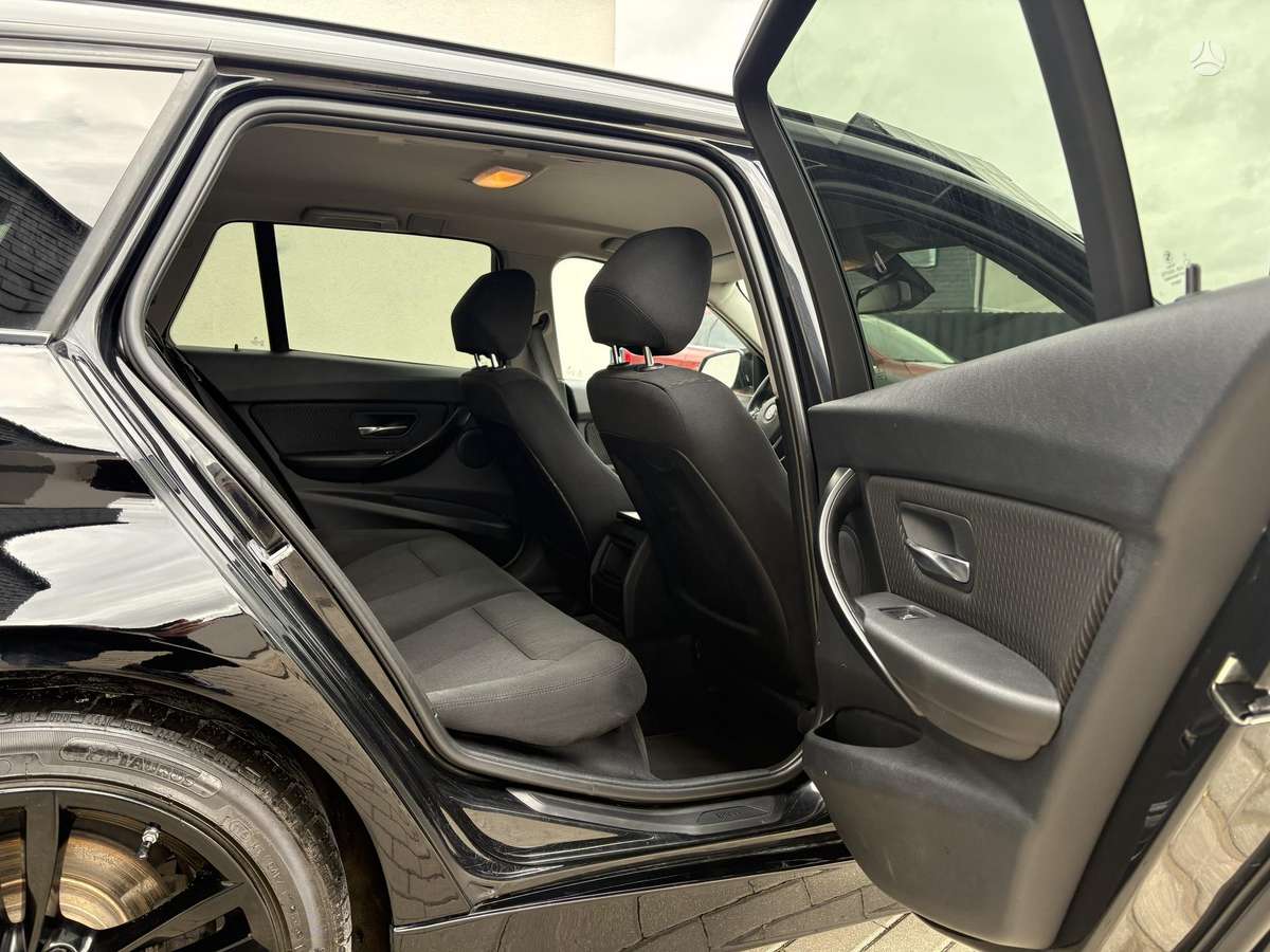 BMW 320, 2.0 l., wagon