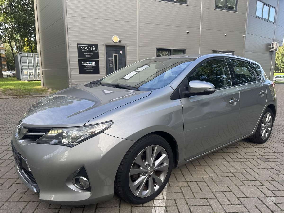 Toyota Auris - 8