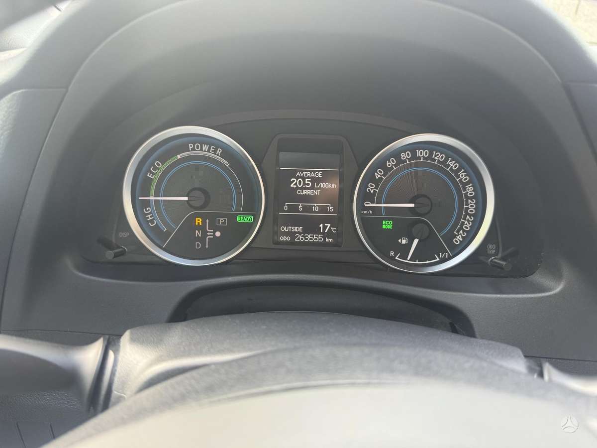 Toyota Auris - 12