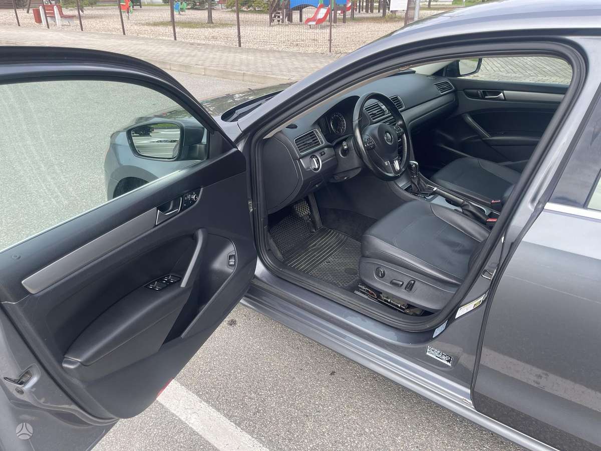 Volkswagen Passat - 9