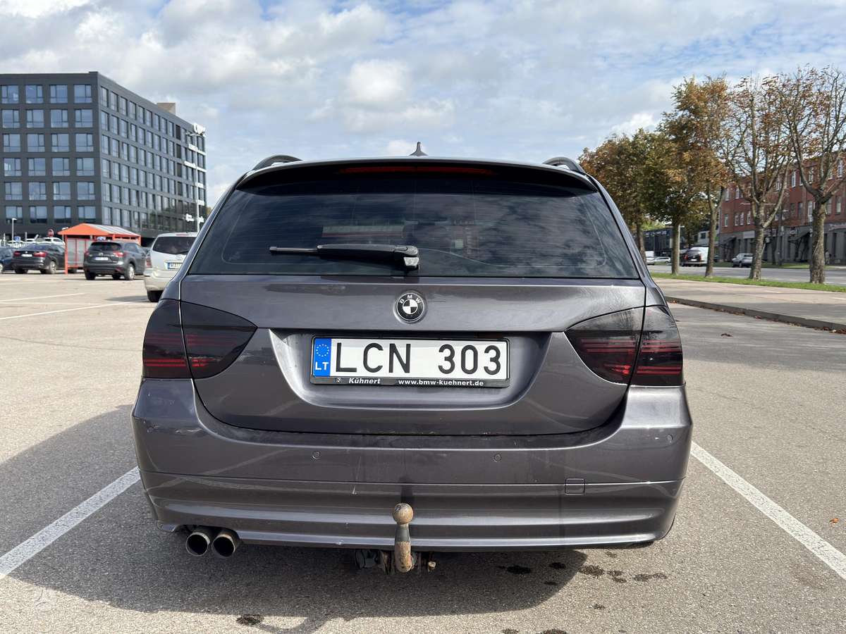 BMW 325, 3.0 l., wagon