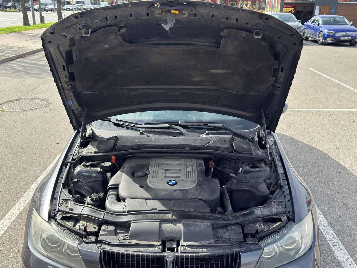 BMW 325, 3.0 l., wagon
