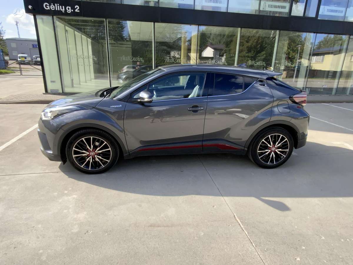 Toyota C-HR - 3
