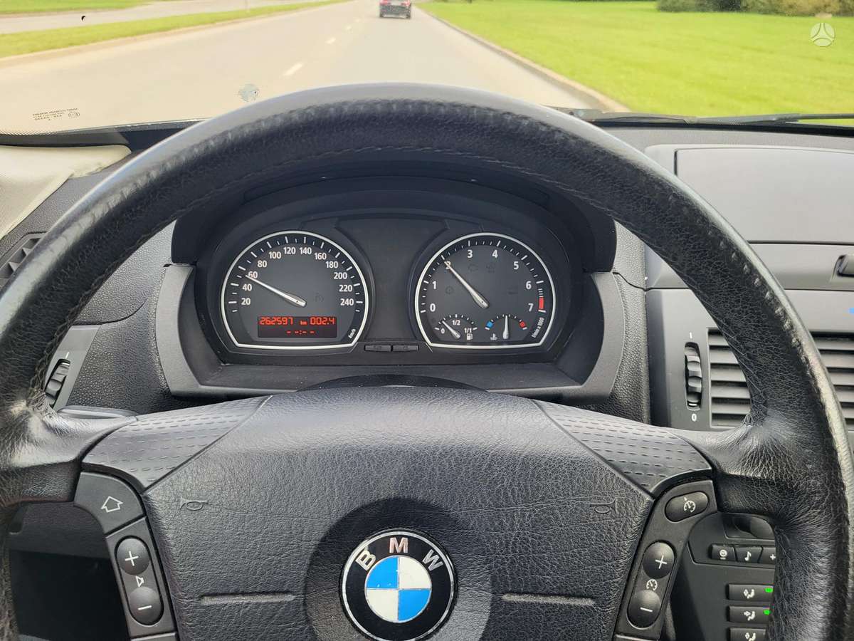 BMW X3, 2.5 l., off-road / crossover