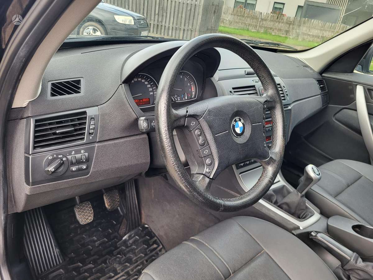 BMW X3, 2.5 l., off-road / crossover