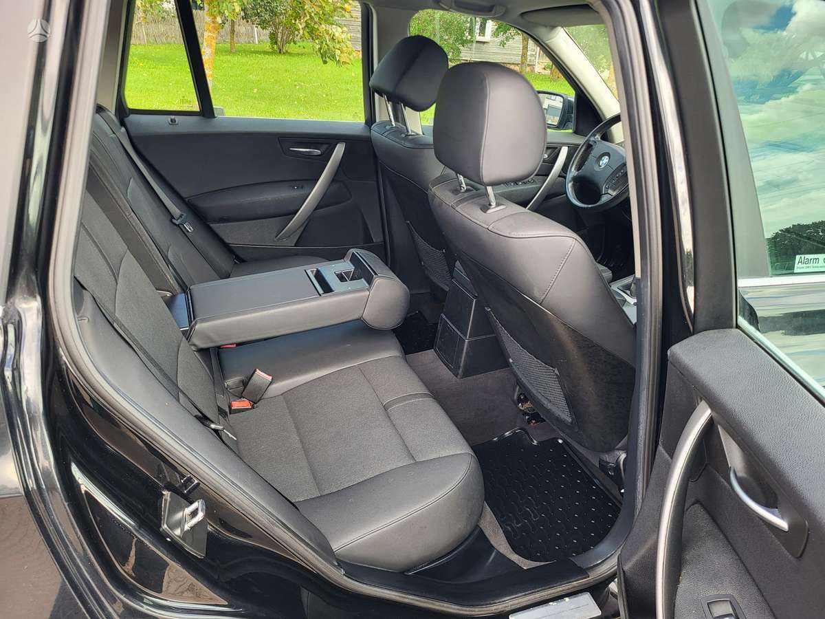 BMW X3, 2.5 l., off-road / crossover