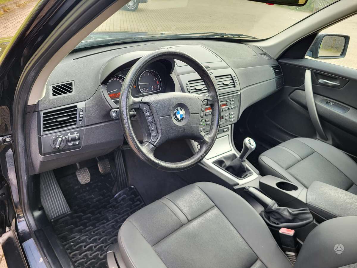 BMW X3, 2.5 l., off-road / crossover