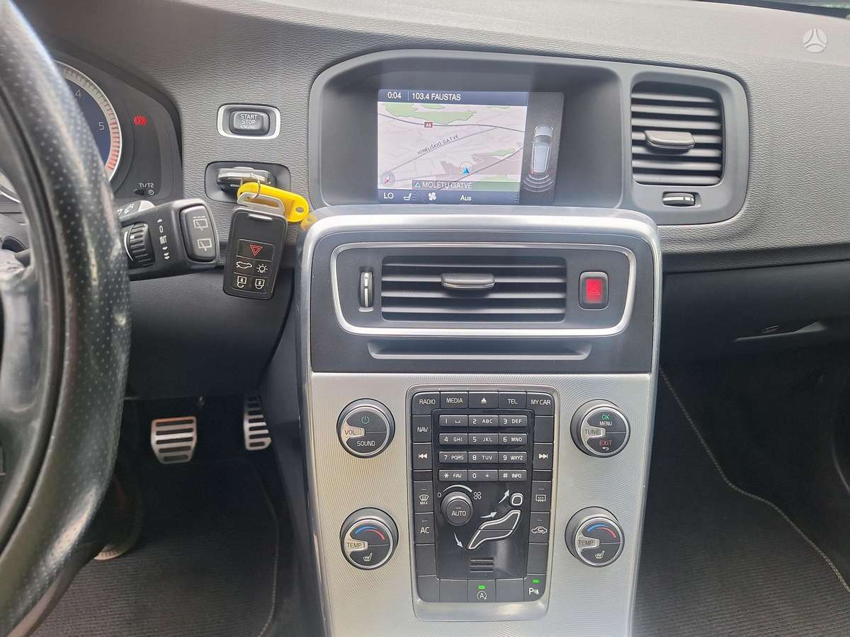 Volvo V60 - 12