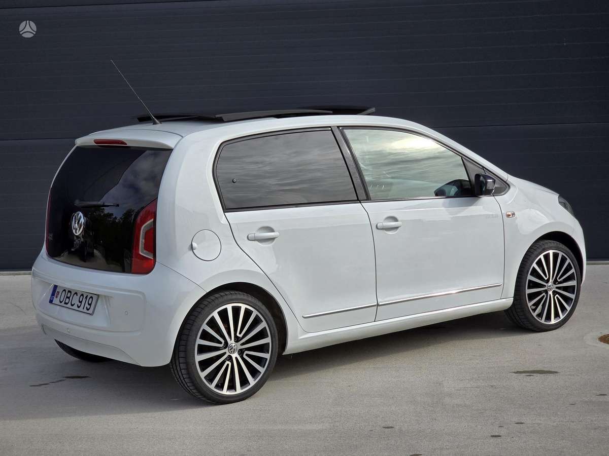 Volkswagen Up - 5