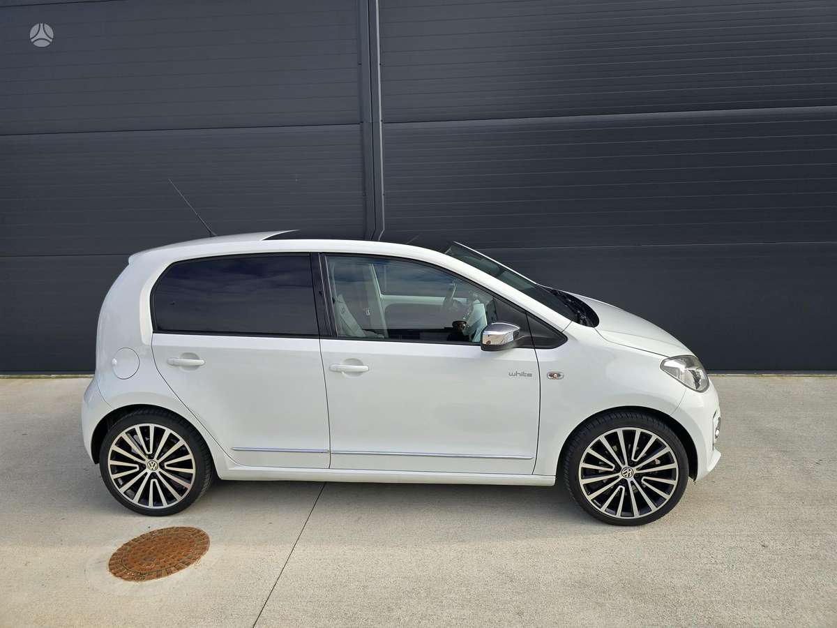 Volkswagen Up - 11