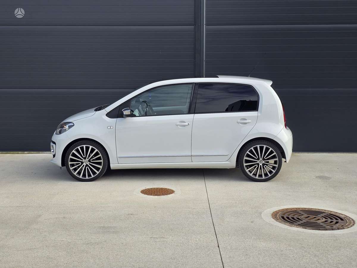 Volkswagen Up - 12