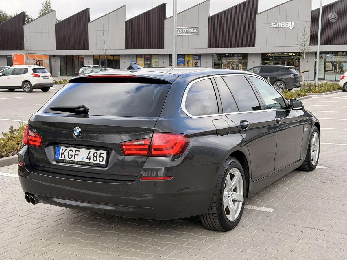 BMW 520, 2.0 l., wagon