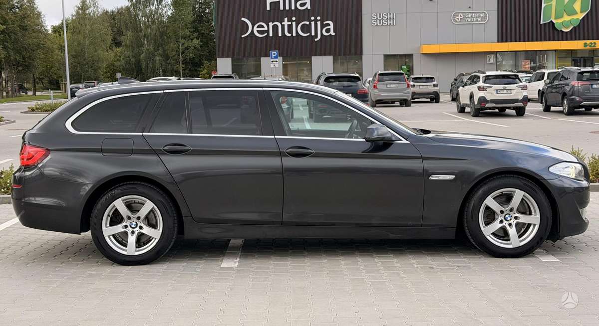 BMW 520, 2.0 l., wagon