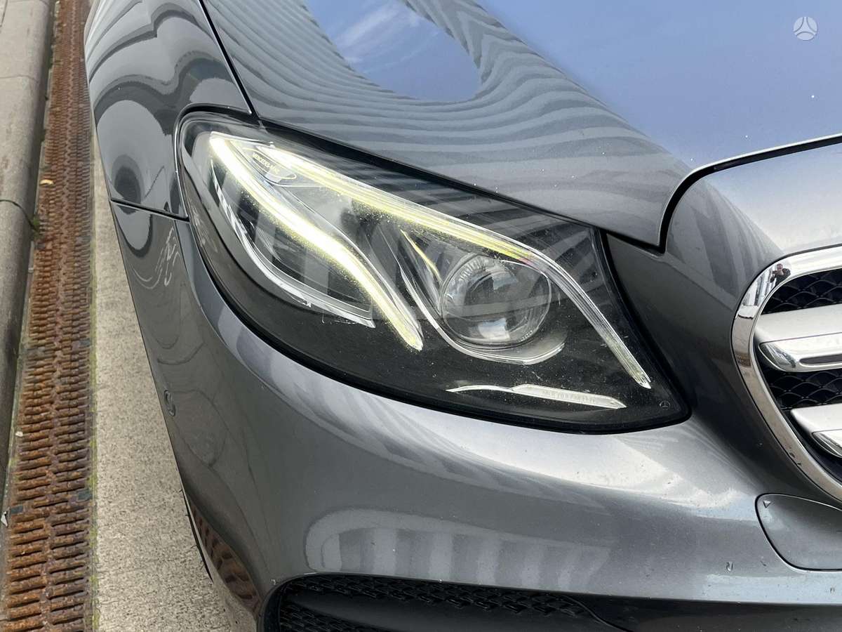 Mercedes-Benz E300, 2.0 l., Универсал