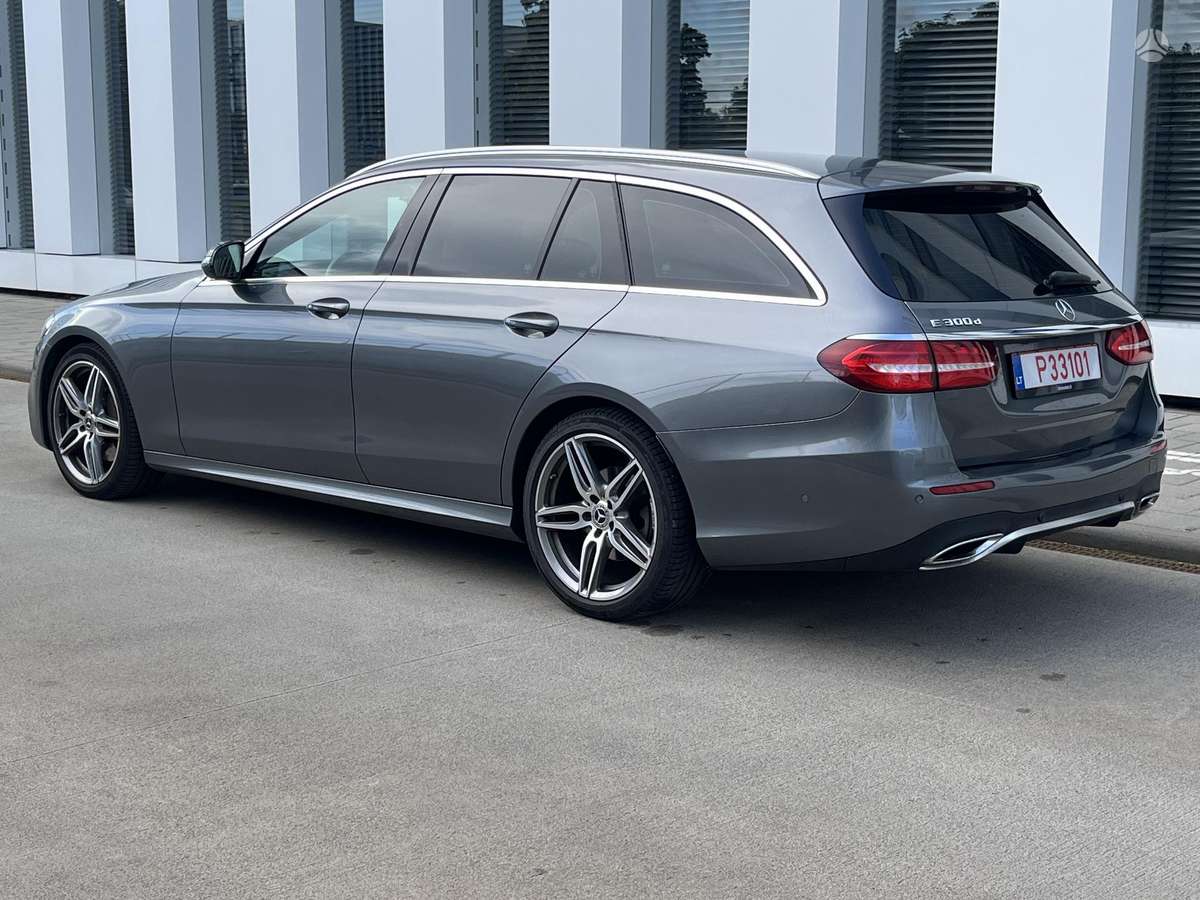 Mercedes-Benz E300, 2.0 l., Универсал